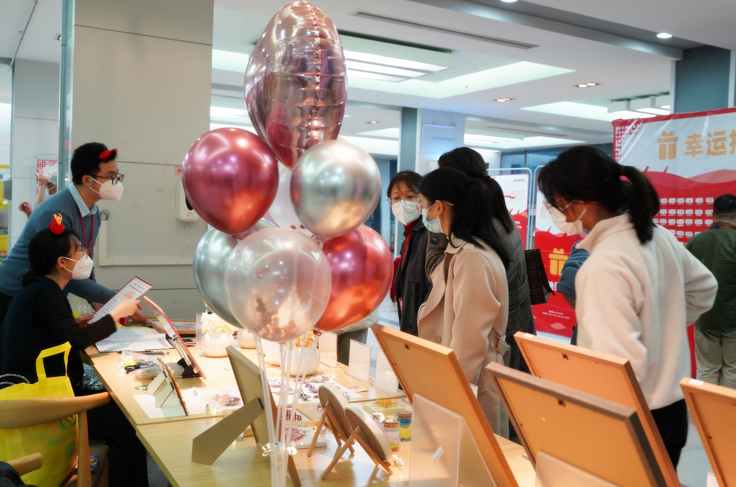 2023年1月，海天味业·康泽基金会开展助力“折翼天使”飞翔爱心义卖活动，支持助残公益事业。